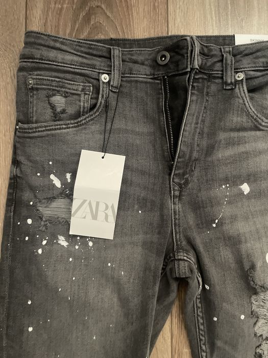 Blugi Zara noi cu eticheta