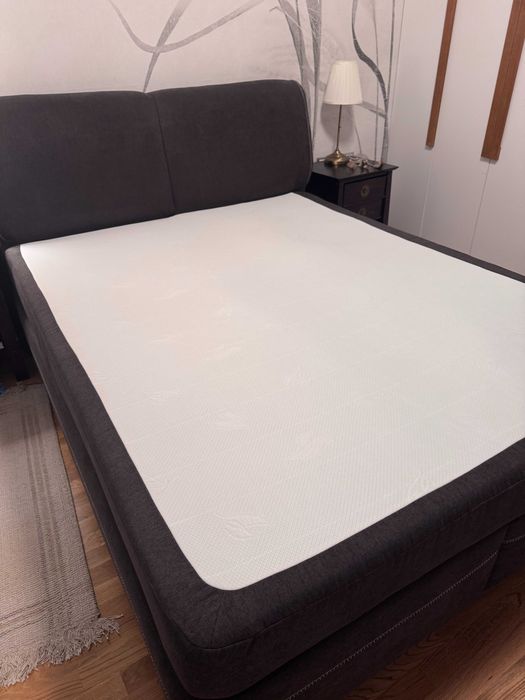 Тапицирано двойно легло спалня 160/200 см