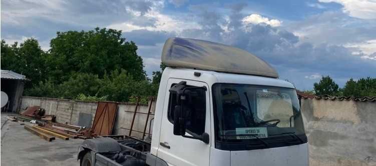 Спойлер за Мерцедес Атего