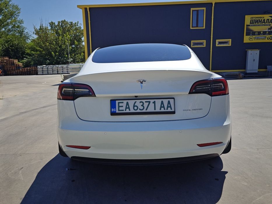 Tesla Model 3 Long Range Dual Motor AWD