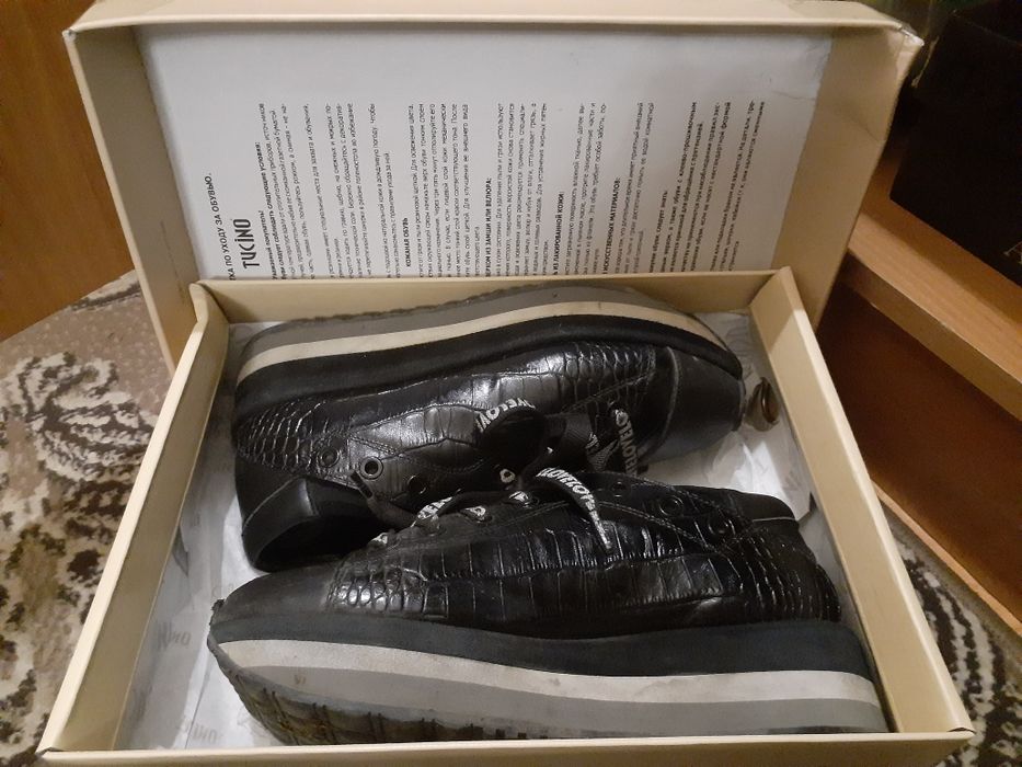 Продам обувь кожаные