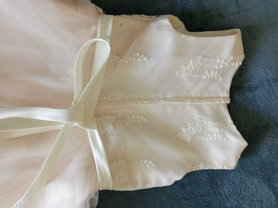 Платье нарядное бальное