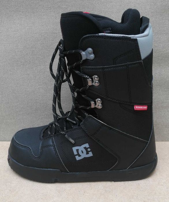 Супер запазени обувки за сноуборд DC Shoes Phase #42 snowboard shoes