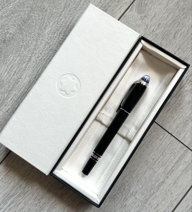 Stilou Montblanc StarWalker – Nou, Simbolul Puterii și Eleganței!