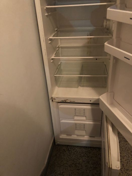 Продавам хладилник
