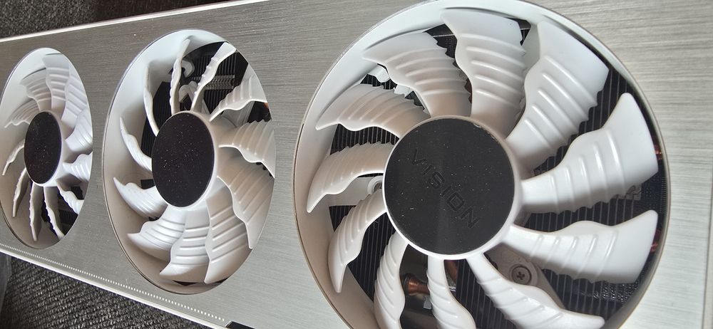 Placa video Nvidia Gigabyte Vision RTX 3070 OC 8Gb White impecabila Alba