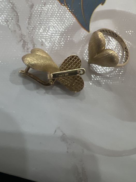 Продам комплект  золото италия