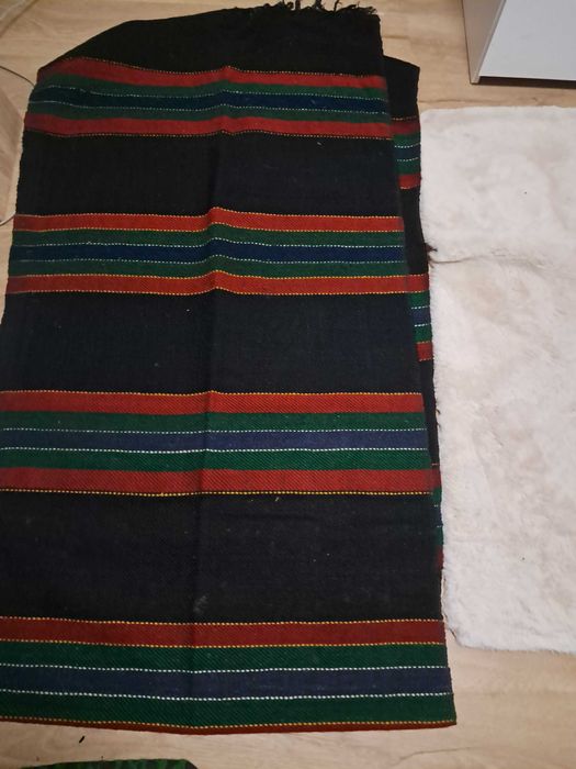 Перфектни, ръчнотъкани, черги в отлично състояние