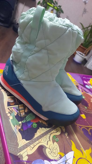 Продаю демисезонные сапожки