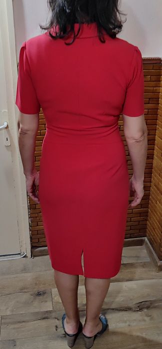 Rochie noua de zi, culoarea rosie