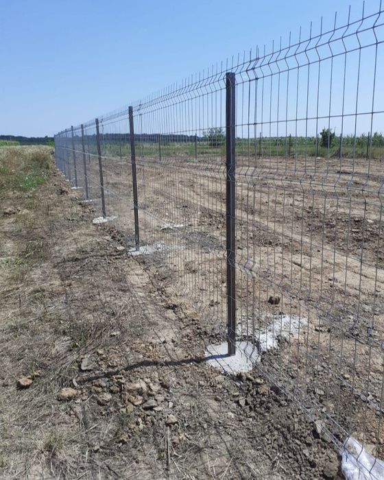 vând garduri  din panouri  burdurate