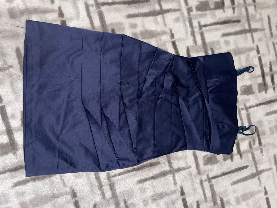 Официална рокля