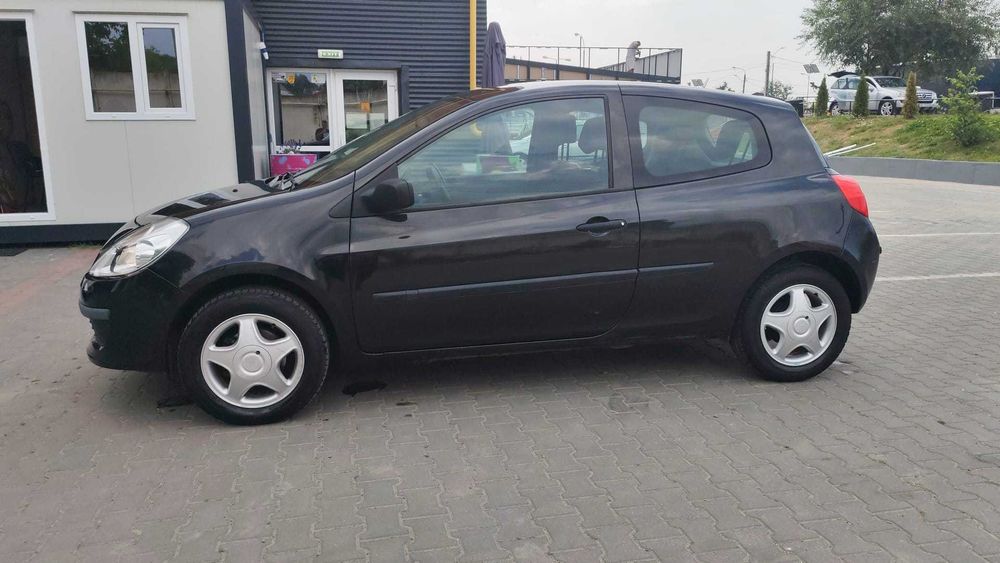 Renault clio 3 klimă ,fiscal, itp 08.2027 duster