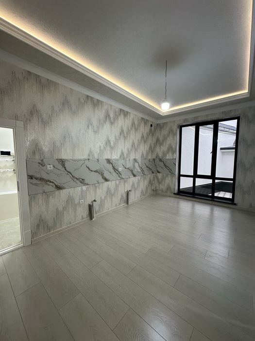 Уй сотилади 10 квартил ропарасидан кирилади