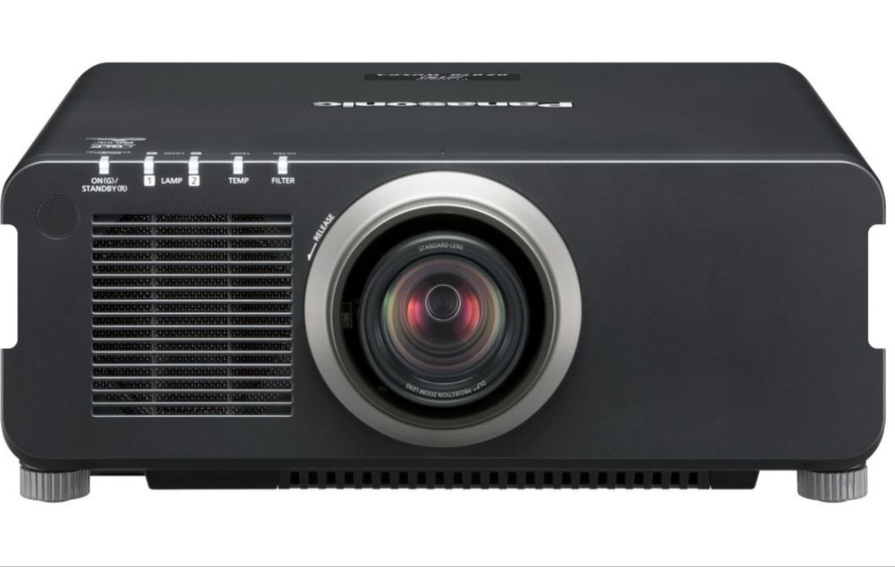 Проектор Panasonic PT DZ 870