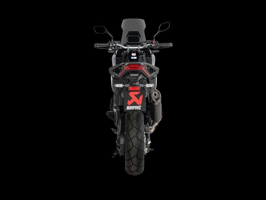 Akrapovic Slip-On Line (Titanium) Honda X-ADV 750