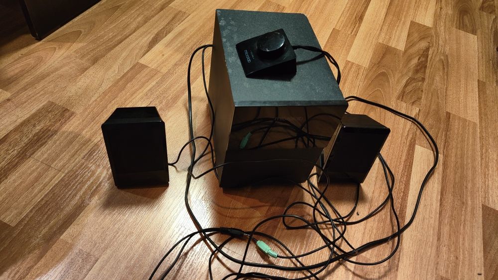 Продам колонки 5000