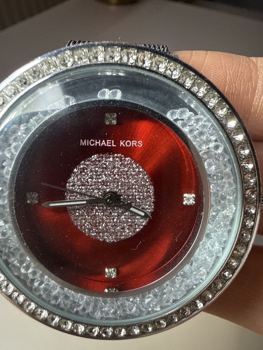 Michael kors часы