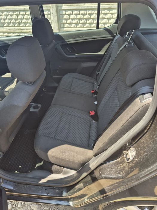 Dezmembram  SKODA FABIA 2 1.6D 2011