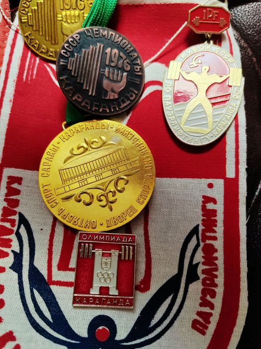 Значки в коллекцию СССР