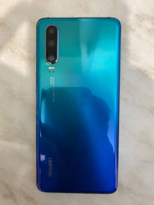 Huawei P30 128/6 gb сост нормальное