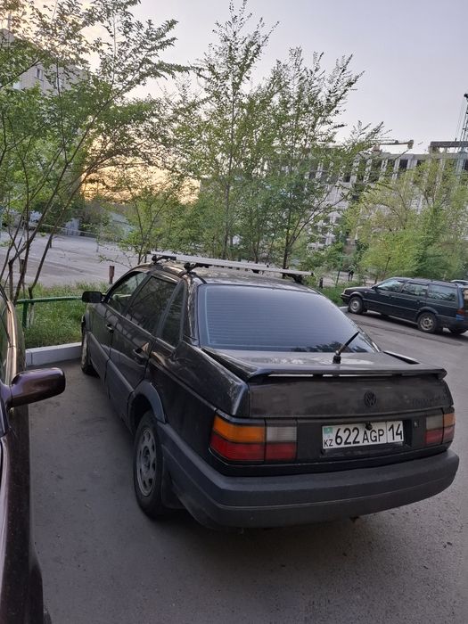 Продам фольксваген пассат Б3 объем 2л  1991г