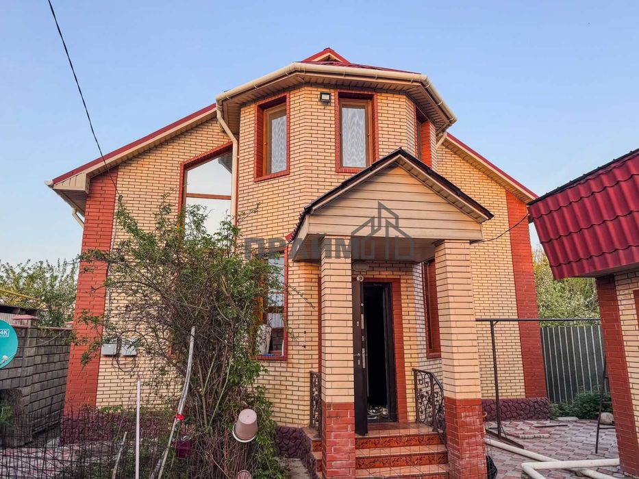 ПРОДАМ 5 ком. дом Центр (Артем ПРАЙМ)