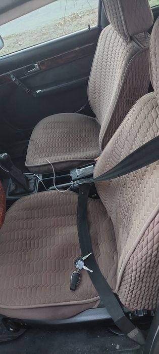 Ауди 100с4 в хорошем состояния