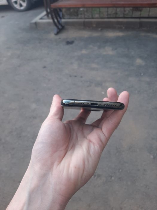 Iphone 11 PRo срочно продам