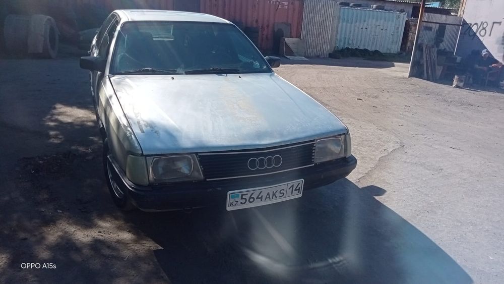 Продам авто ауди 100