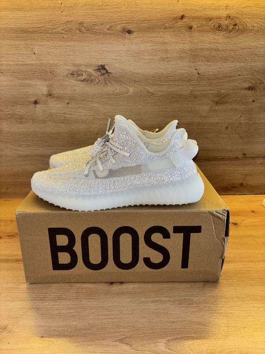 Adidas Yeezy 350 V2 Static