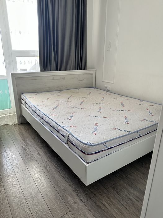 Продам кровать 160х200