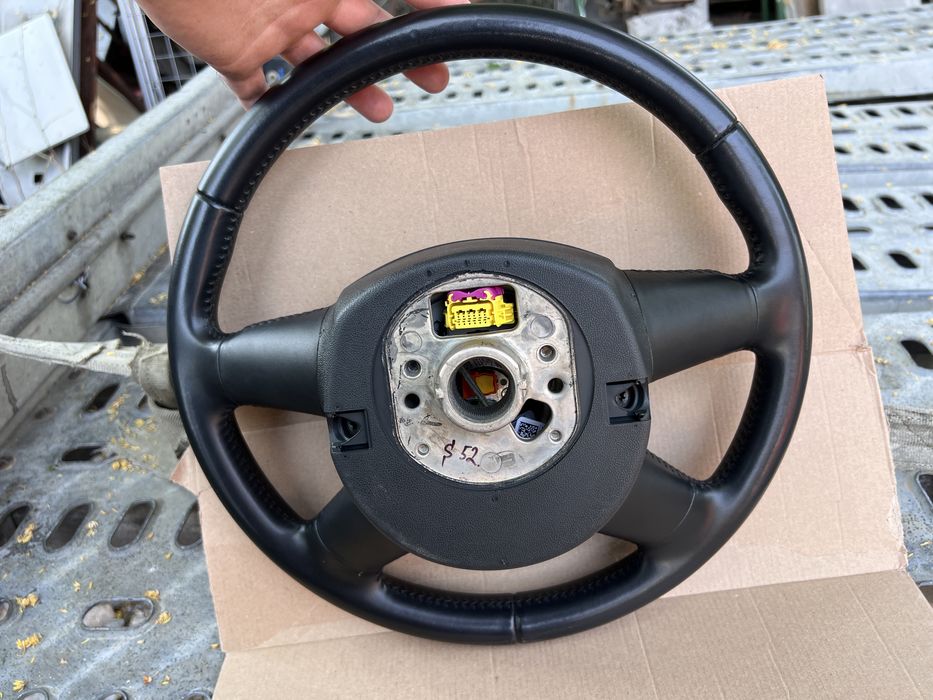 Audi A6 4F Перфектен Мулти Волан.