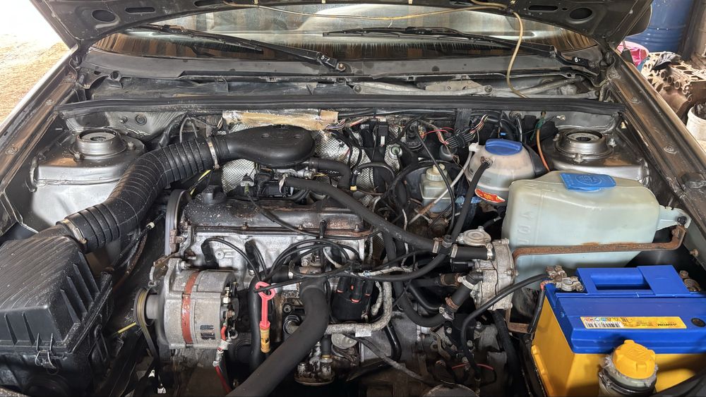 Пассат б3 1990 г 1.8 моно