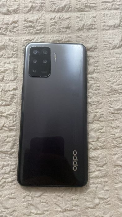 Продам смартфон Oppo Reno 5 lite 128гб