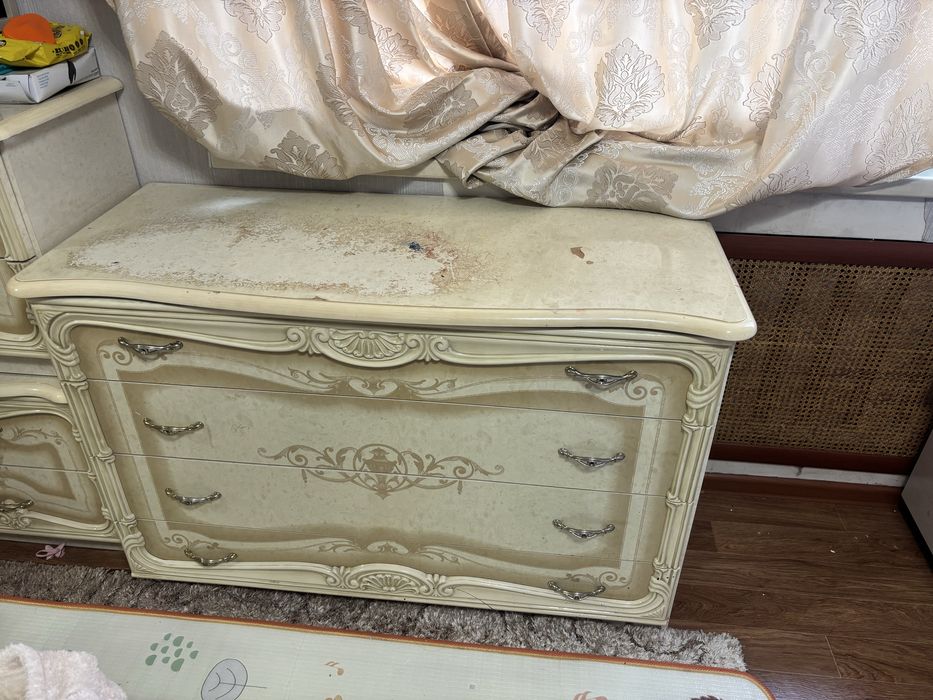 Трюмо комод с зеркалом