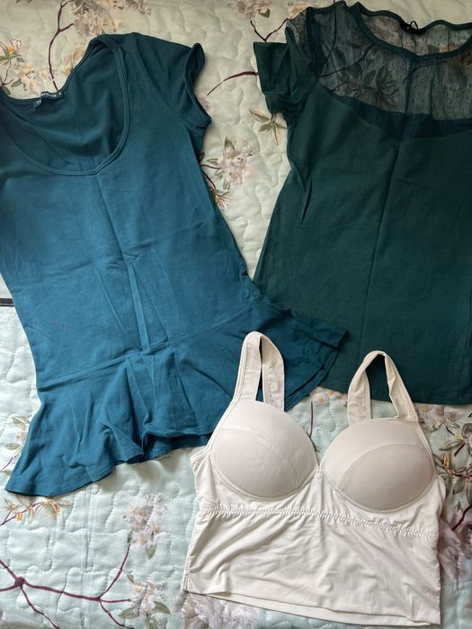 Топы, джинсы продам