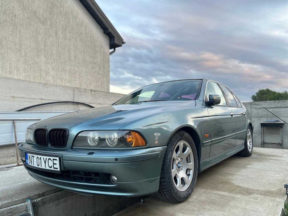 BMW Seria 5 2001 — imagine 2