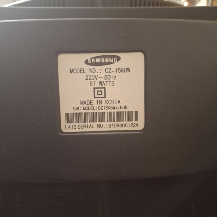 Телевизор SAMSUNG PLANO и стойка за стена