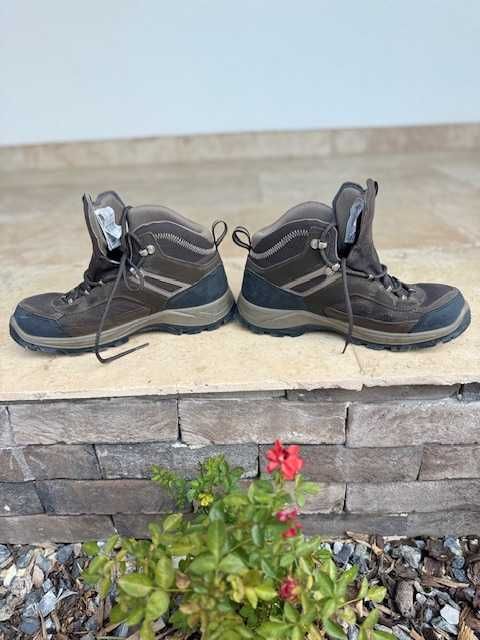 Bocanci impermeabili drumetie