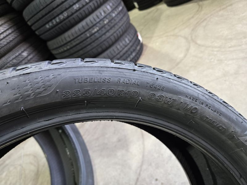 225/40/19 BRIDGESTONE 2бр