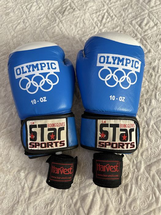 Перчатки для бокса