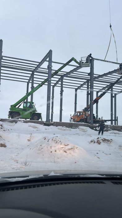 Телескопический погрузчик  маниту  manitou