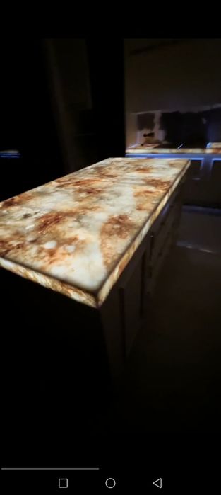 Иготавливаем кухонные столешницы и раковины, любого типа!!