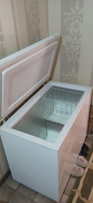 Продам морозильник