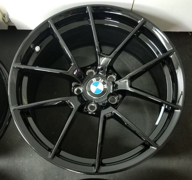 763M 19” спорт пакет чисто нови реплика