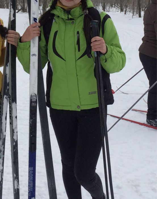 Продам лыжный костюм