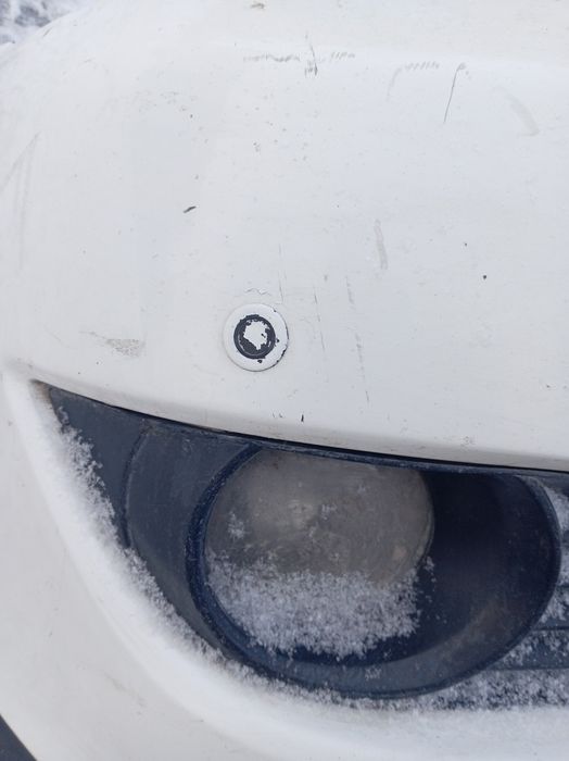 Передний бампер на Toyota Ipsum 25s