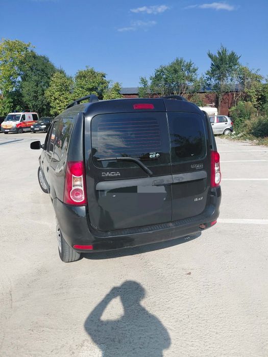 Vând Dacia Logan MCV 16 16 valve