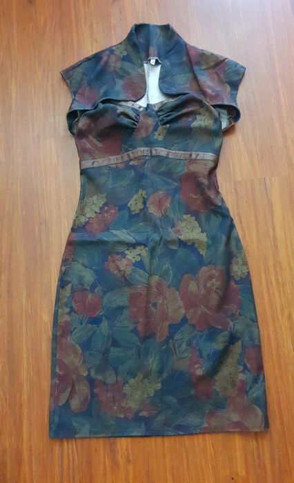 Малка дамска рокля